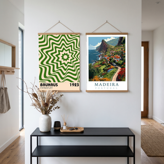 Bauhaus Frankfurt 1923 Poster - Green Geometric Wavy Star Print